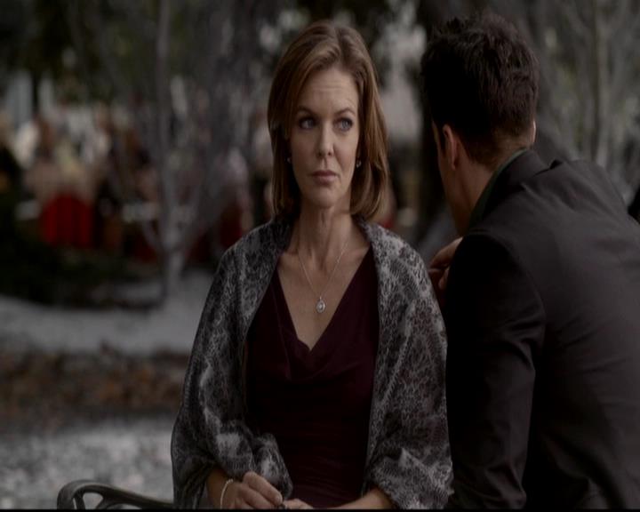 VampireDiariesWorld-dot-org_4x09OComeAllYeFaithful1073.jpg