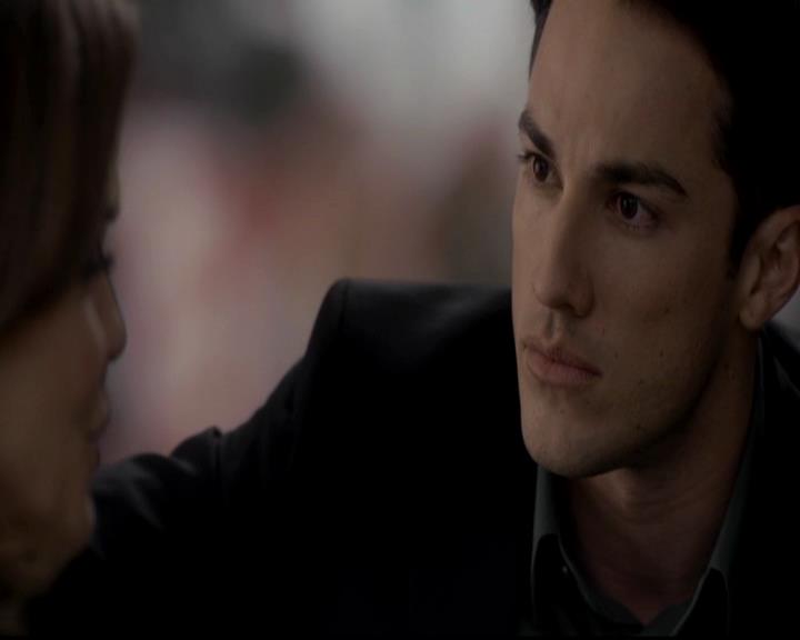 VampireDiariesWorld-dot-org_4x09OComeAllYeFaithful1084.jpg