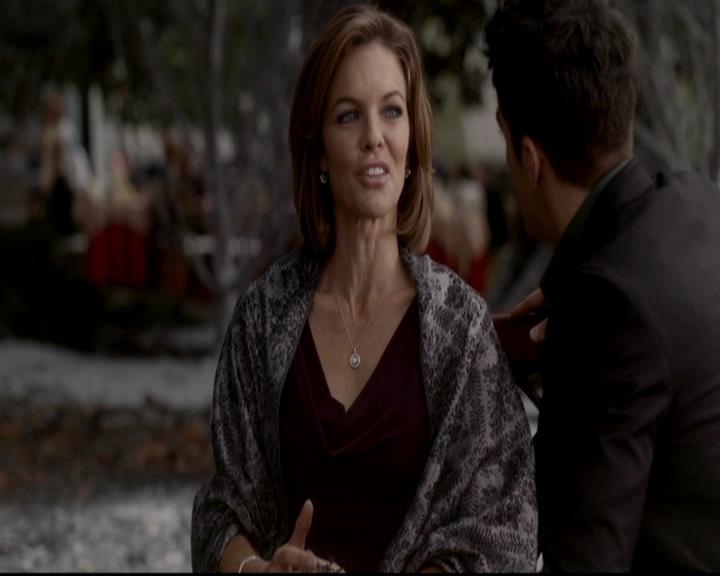 VampireDiariesWorld-dot-org_4x09OComeAllYeFaithful1086.jpg