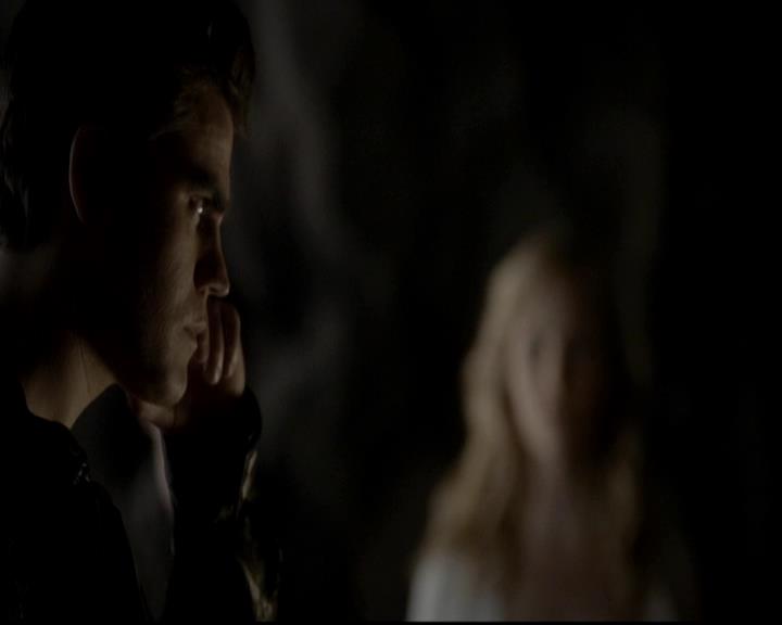 VampireDiariesWorld-dot-org_4x09OComeAllYeFaithful1191.jpg