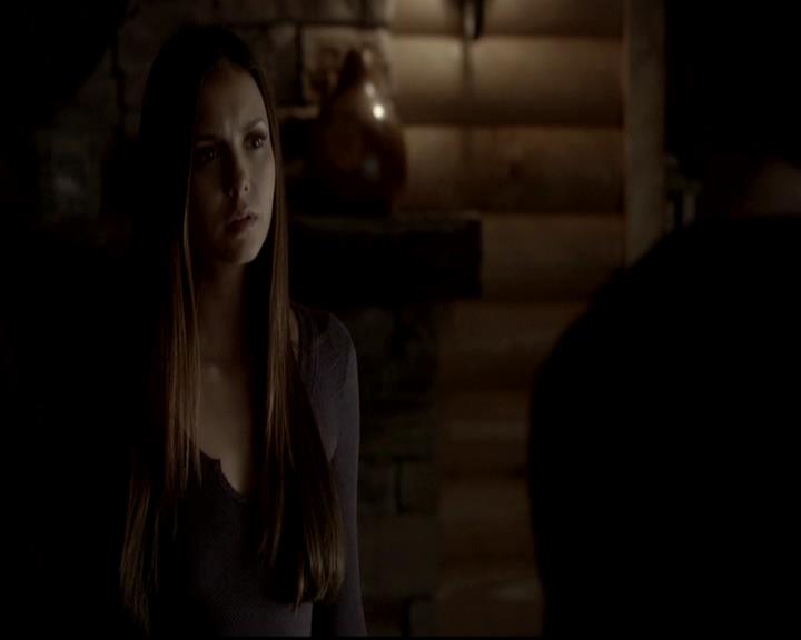 VampireDiariesWorld-dot-org_4x09OComeAllYeFaithful1417.jpg