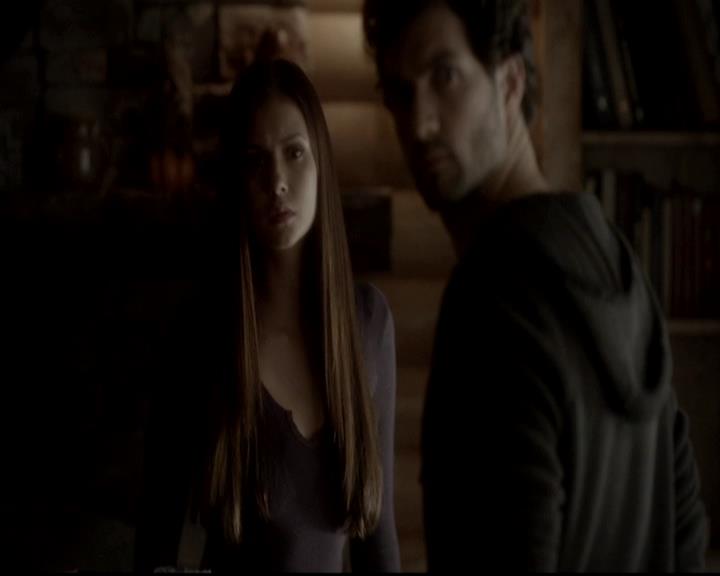 VampireDiariesWorld-dot-org_4x09OComeAllYeFaithful1428.jpg