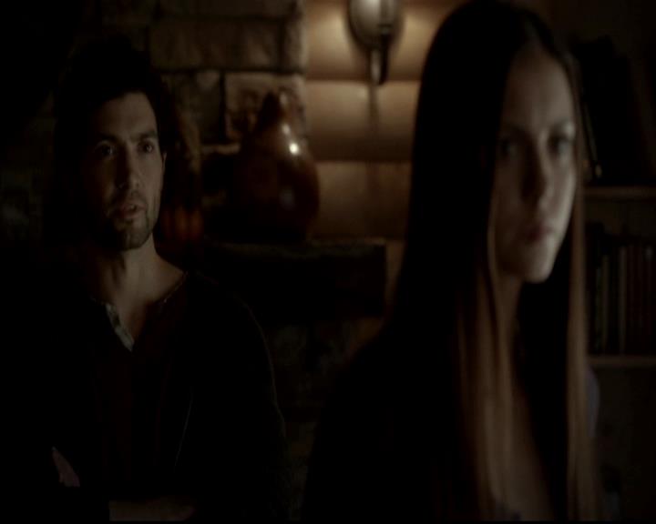 VampireDiariesWorld-dot-org_4x09OComeAllYeFaithful1444.jpg