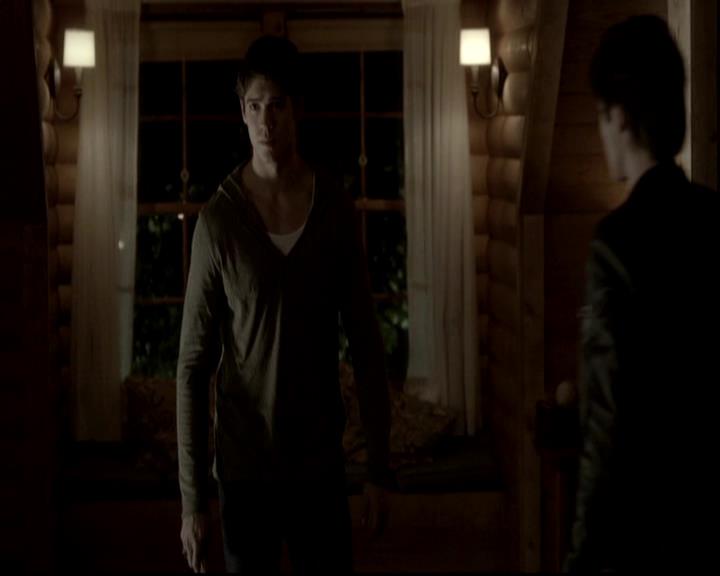 VampireDiariesWorld-dot-org_4x09OComeAllYeFaithful1451.jpg