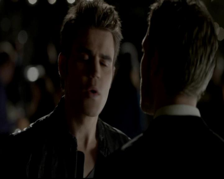 VampireDiariesWorld-dot-org_4x09OComeAllYeFaithful1534.jpg