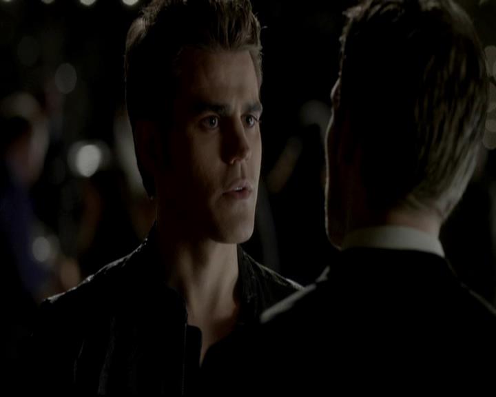 VampireDiariesWorld-dot-org_4x09OComeAllYeFaithful1535.jpg