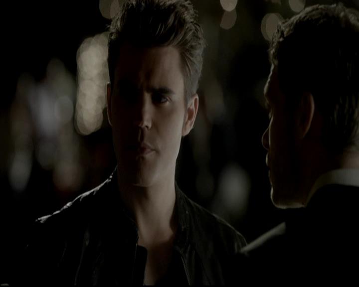 VampireDiariesWorld-dot-org_4x09OComeAllYeFaithful1549.jpg