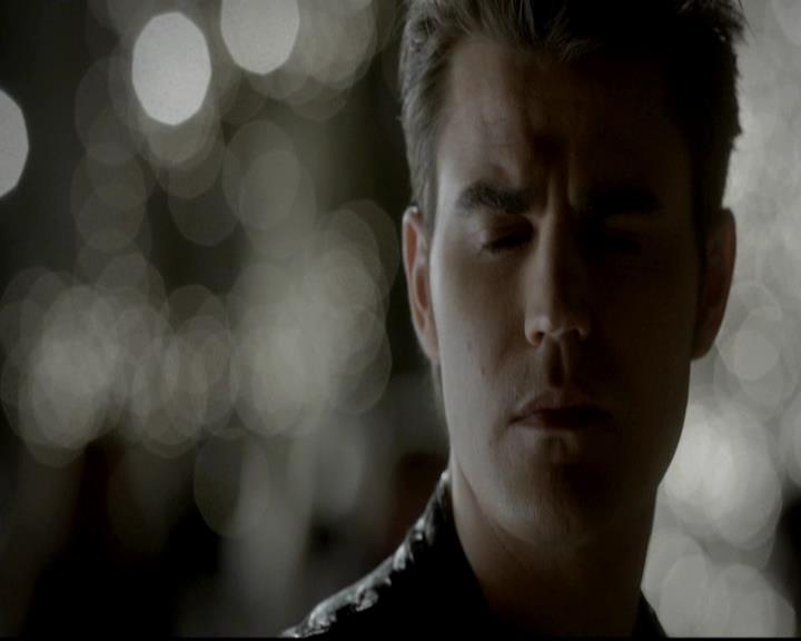 VampireDiariesWorld-dot-org_4x09OComeAllYeFaithful1596.jpg