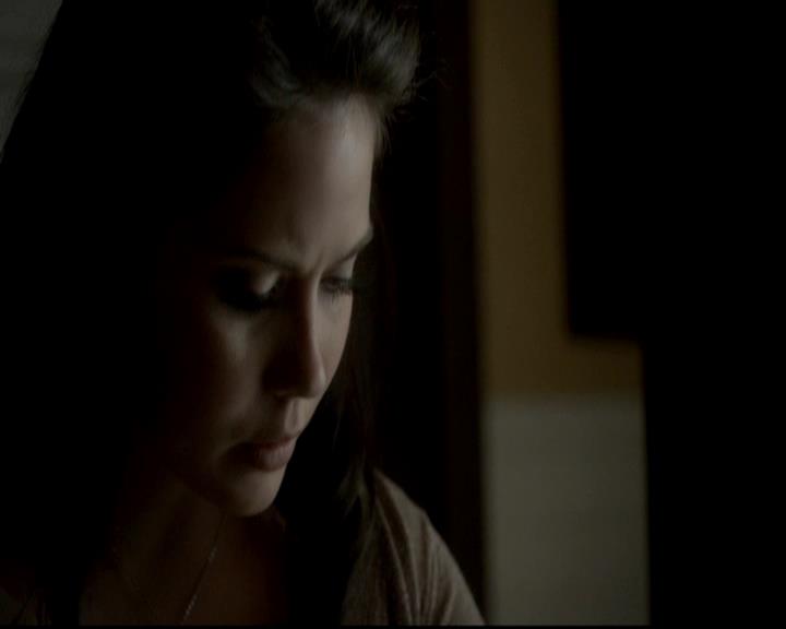 VampireDiariesWorld-dot-org_4x09OComeAllYeFaithful1620.jpg