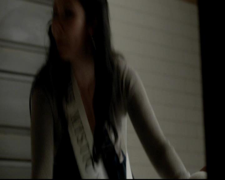 VampireDiariesWorld-dot-org_4x09OComeAllYeFaithful1636.jpg