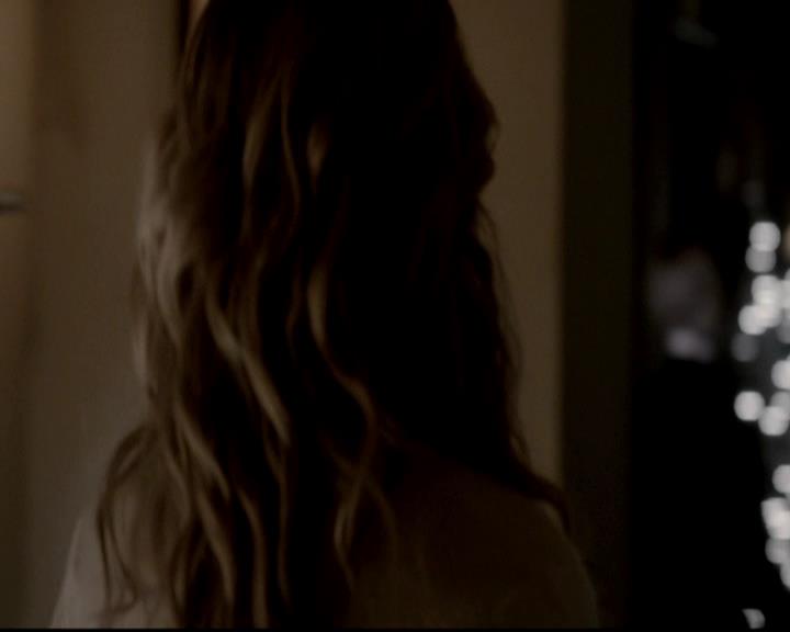 VampireDiariesWorld-dot-org_4x09OComeAllYeFaithful1680.jpg