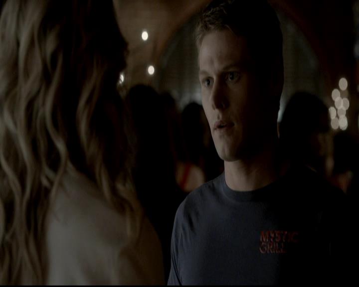 VampireDiariesWorld-dot-org_4x09OComeAllYeFaithful1685.jpg