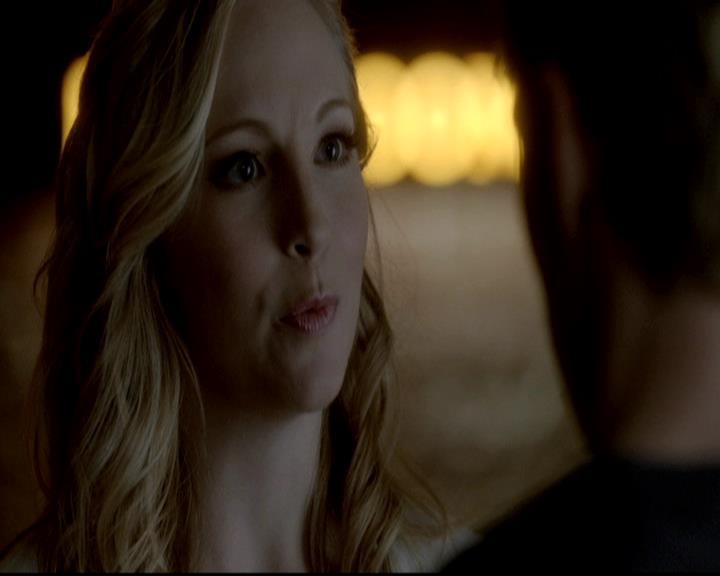 VampireDiariesWorld-dot-org_4x09OComeAllYeFaithful1686.jpg