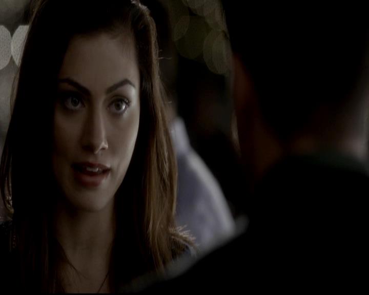 VampireDiariesWorld-dot-org_4x09OComeAllYeFaithful1731.jpg