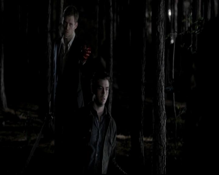 VampireDiariesWorld-dot-org_4x09OComeAllYeFaithful1735.jpg