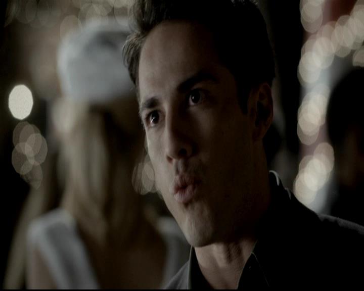 VampireDiariesWorld-dot-org_4x09OComeAllYeFaithful1751.jpg