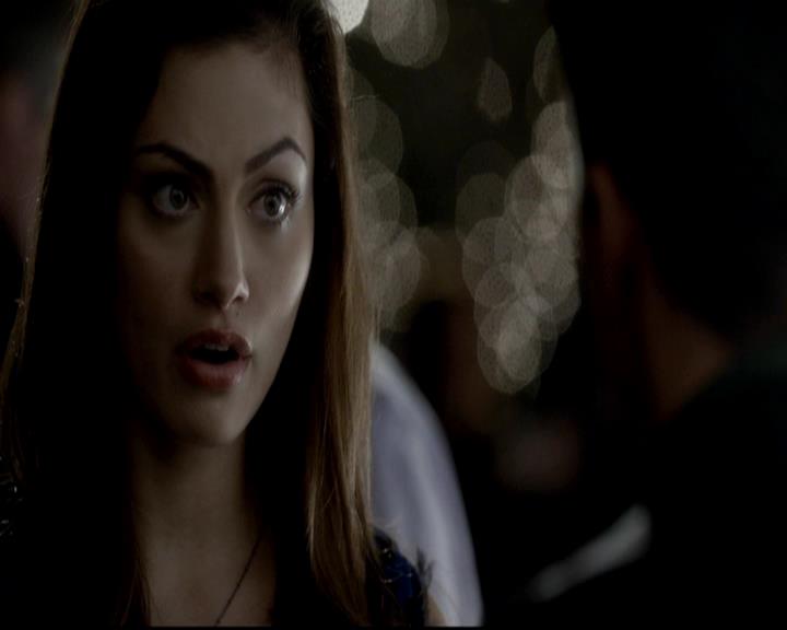 VampireDiariesWorld-dot-org_4x09OComeAllYeFaithful1754.jpg