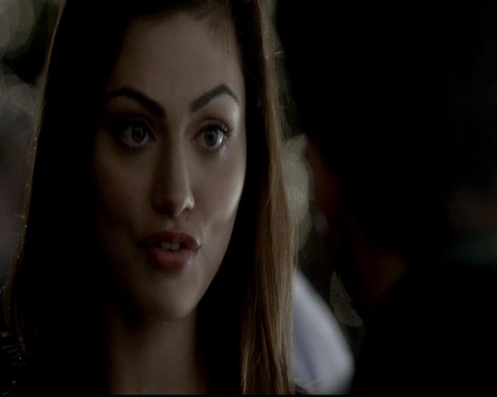 VampireDiariesWorld-dot-org_4x09OComeAllYeFaithful1760.jpg