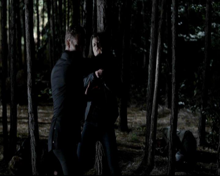 VampireDiariesWorld-dot-org_4x09OComeAllYeFaithful1764.jpg