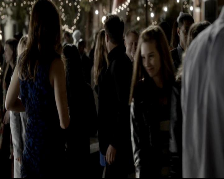 VampireDiariesWorld-dot-org_4x09OComeAllYeFaithful1768.jpg