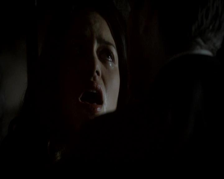 VampireDiariesWorld-dot-org_4x09OComeAllYeFaithful1806.jpg