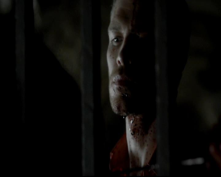 VampireDiariesWorld-dot-org_4x09OComeAllYeFaithful1813.jpg