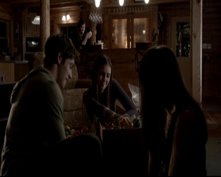 VampireDiariesWorld-dot-org_4x09OComeAllYeFaithful1837.jpg