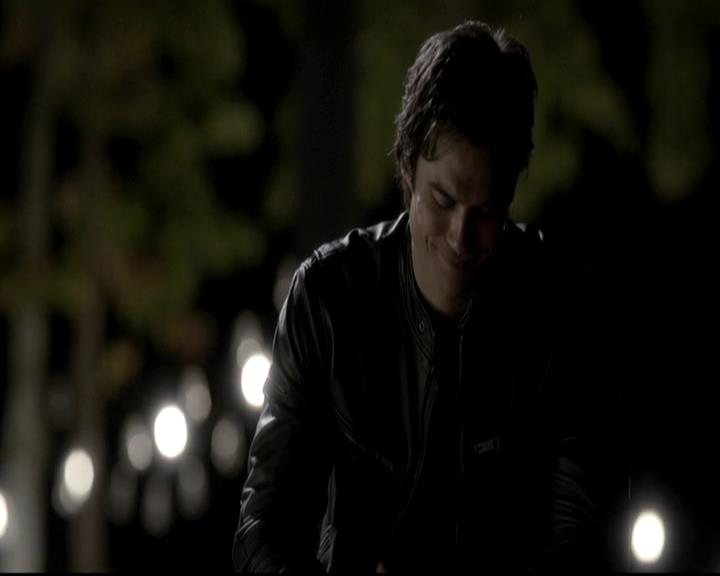 VampireDiariesWorld-dot-org_4x09OComeAllYeFaithful1844.jpg