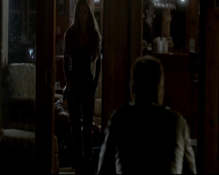 VampireDiariesWorld-dot-org_4x09OComeAllYeFaithful1853.jpg