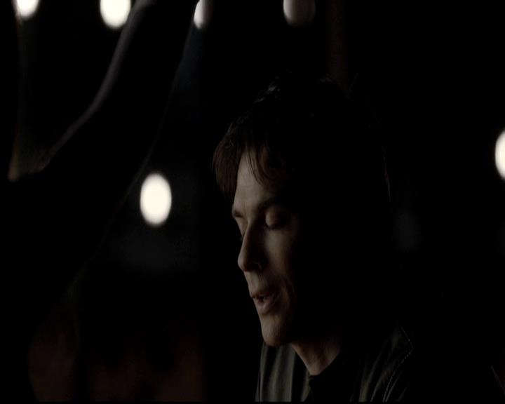 VampireDiariesWorld-dot-org_4x09OComeAllYeFaithful1864.jpg