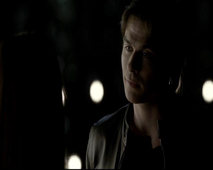 VampireDiariesWorld-dot-org_4x09OComeAllYeFaithful1904.jpg