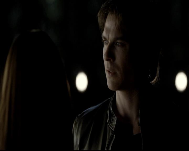 VampireDiariesWorld-dot-org_4x09OComeAllYeFaithful1907.jpg