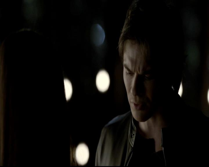 VampireDiariesWorld-dot-org_4x09OComeAllYeFaithful1923.jpg