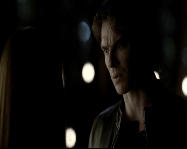 VampireDiariesWorld-dot-org_4x09OComeAllYeFaithful1928.jpg