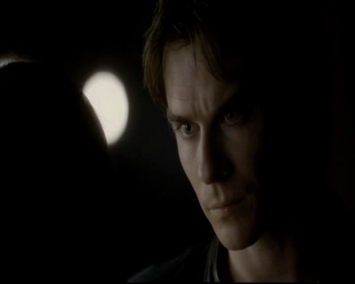 VampireDiariesWorld-dot-org_4x09OComeAllYeFaithful1932.jpg