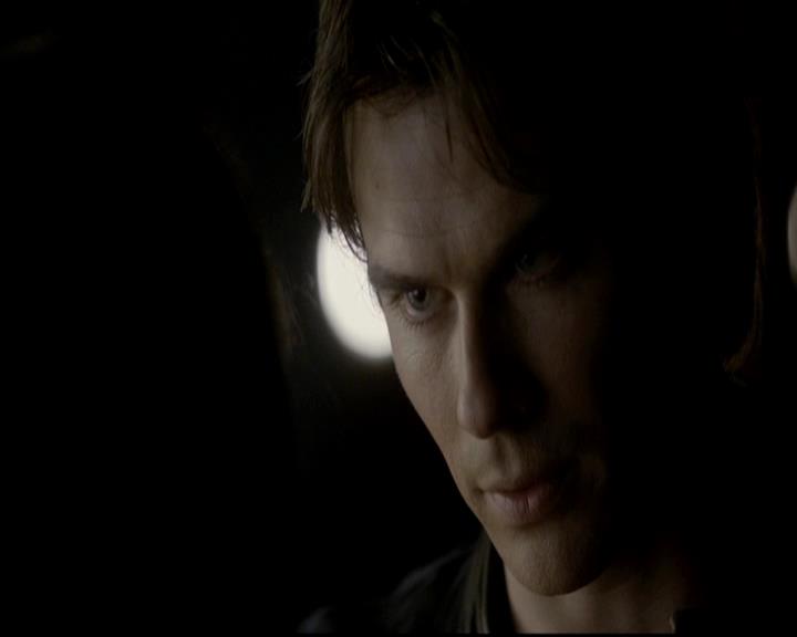 VampireDiariesWorld-dot-org_4x09OComeAllYeFaithful1941.jpg