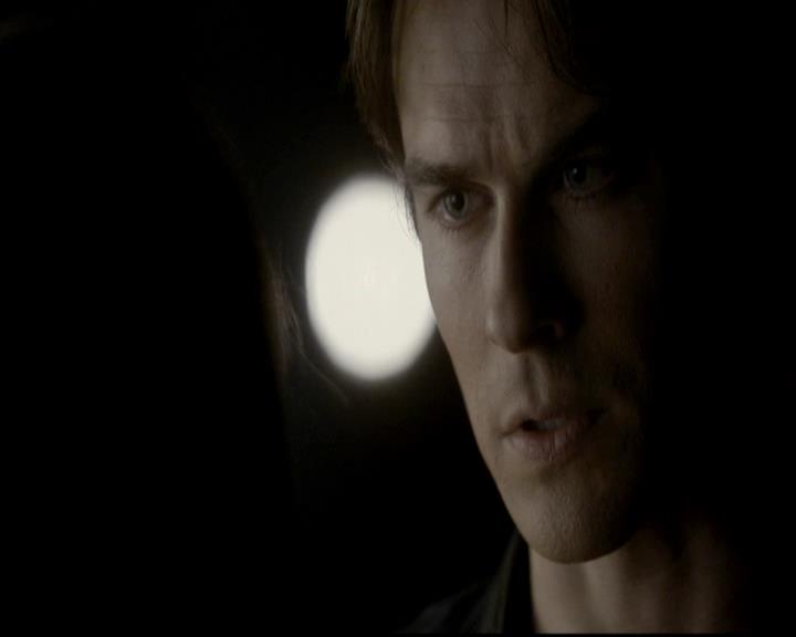 VampireDiariesWorld-dot-org_4x09OComeAllYeFaithful1953.jpg