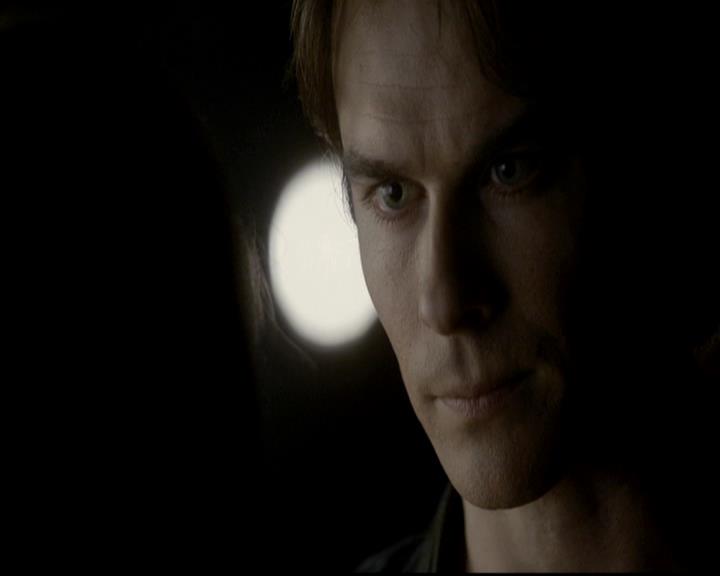 VampireDiariesWorld-dot-org_4x09OComeAllYeFaithful1955.jpg