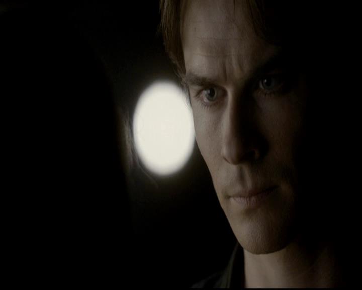 VampireDiariesWorld-dot-org_4x09OComeAllYeFaithful1956.jpg