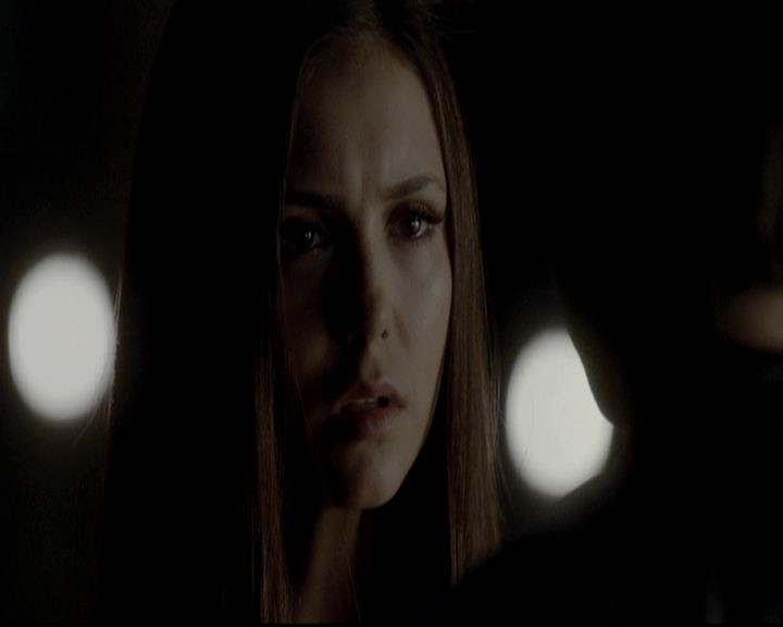 VampireDiariesWorld-dot-org_4x09OComeAllYeFaithful1958.jpg