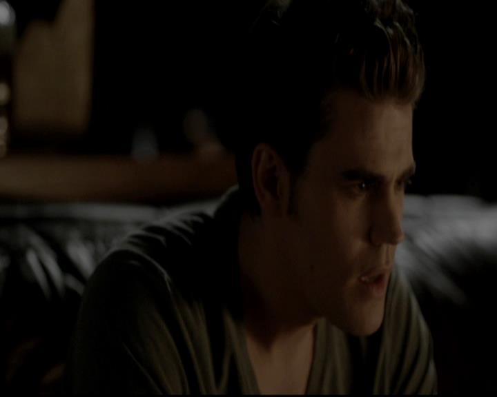 VampireDiariesWorld-dot-org_4x09OComeAllYeFaithful1997.jpg