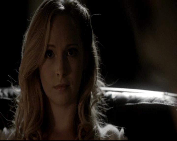 VampireDiariesWorld-dot-org_4x09OComeAllYeFaithful1998.jpg