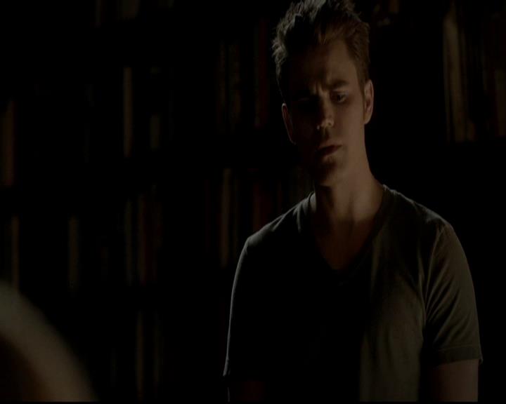 VampireDiariesWorld-dot-org_4x09OComeAllYeFaithful2023.jpg