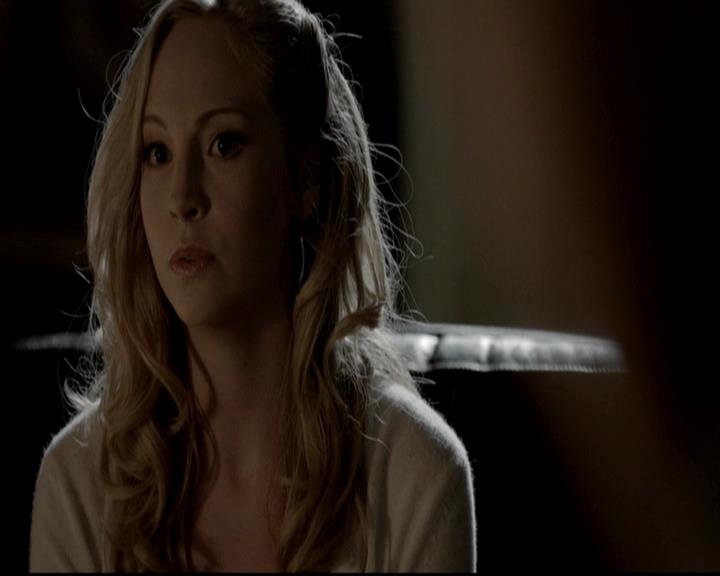 VampireDiariesWorld-dot-org_4x09OComeAllYeFaithful2028.jpg