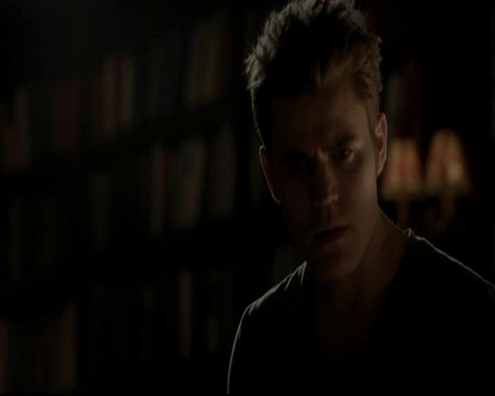 VampireDiariesWorld-dot-org_4x09OComeAllYeFaithful2040.jpg