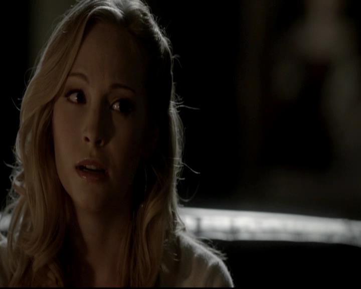 VampireDiariesWorld-dot-org_4x09OComeAllYeFaithful2047.jpg