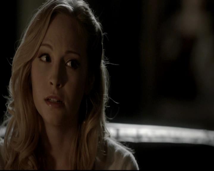 VampireDiariesWorld-dot-org_4x09OComeAllYeFaithful2053.jpg