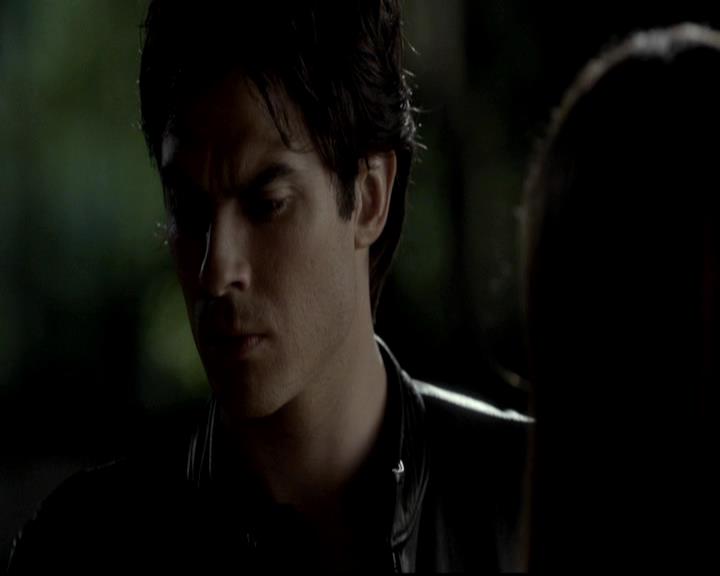 VampireDiariesWorld-dot-org_4x09OComeAllYeFaithful2115.jpg