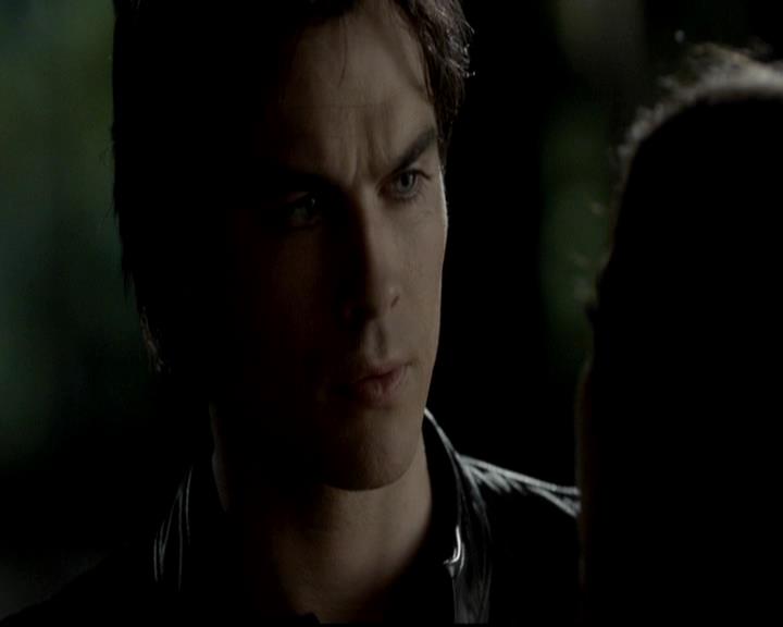 VampireDiariesWorld-dot-org_4x09OComeAllYeFaithful2128.jpg