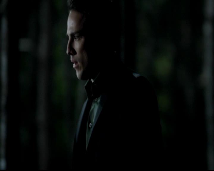 VampireDiariesWorld-dot-org_4x09OComeAllYeFaithful2158.jpg